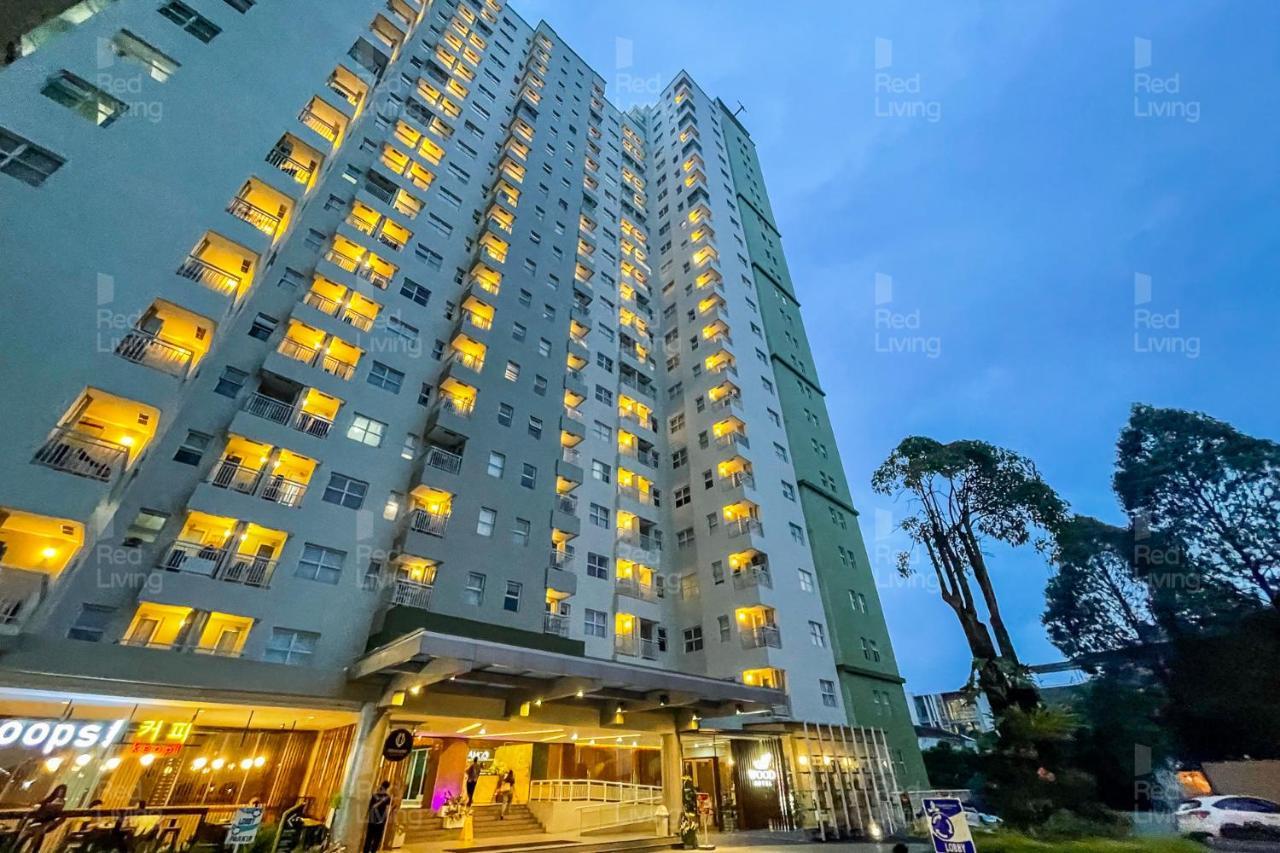 Redliving Apartemen Parahyangan Residence - Anton Rooms Bandung Eksteriør billede