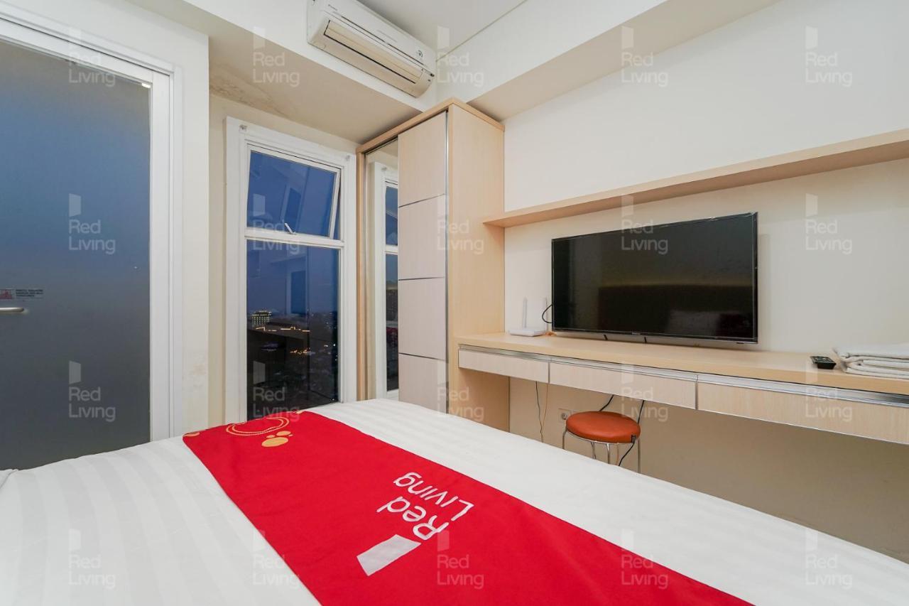 Redliving Apartemen Parahyangan Residence - Anton Rooms Bandung Eksteriør billede