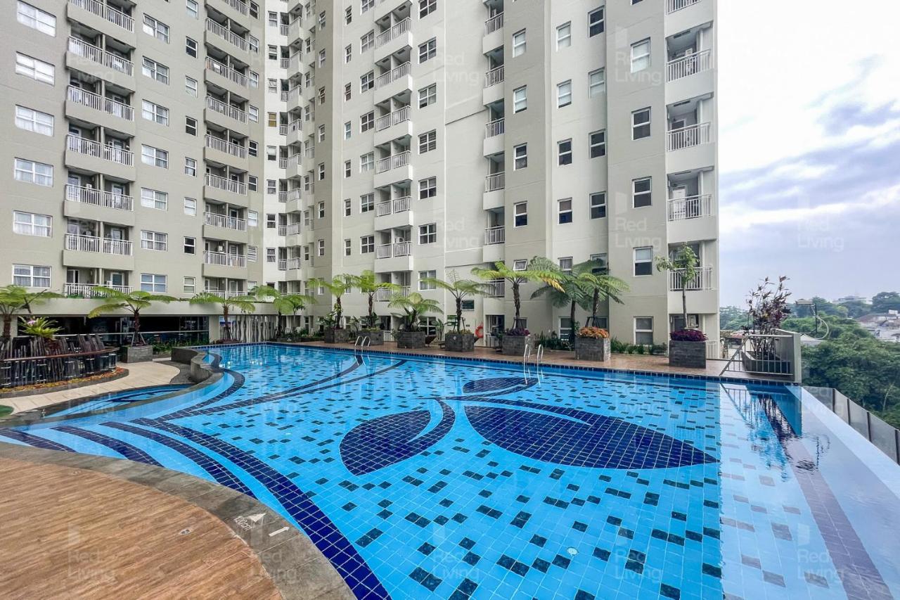 Redliving Apartemen Parahyangan Residence - Anton Rooms Bandung Eksteriør billede