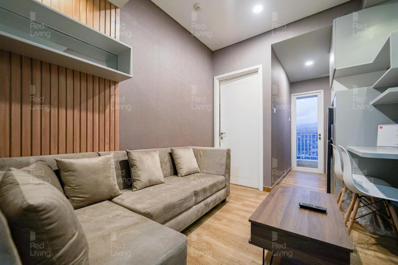 Redliving Apartemen Parahyangan Residence - Anton Rooms Bandung Eksteriør billede