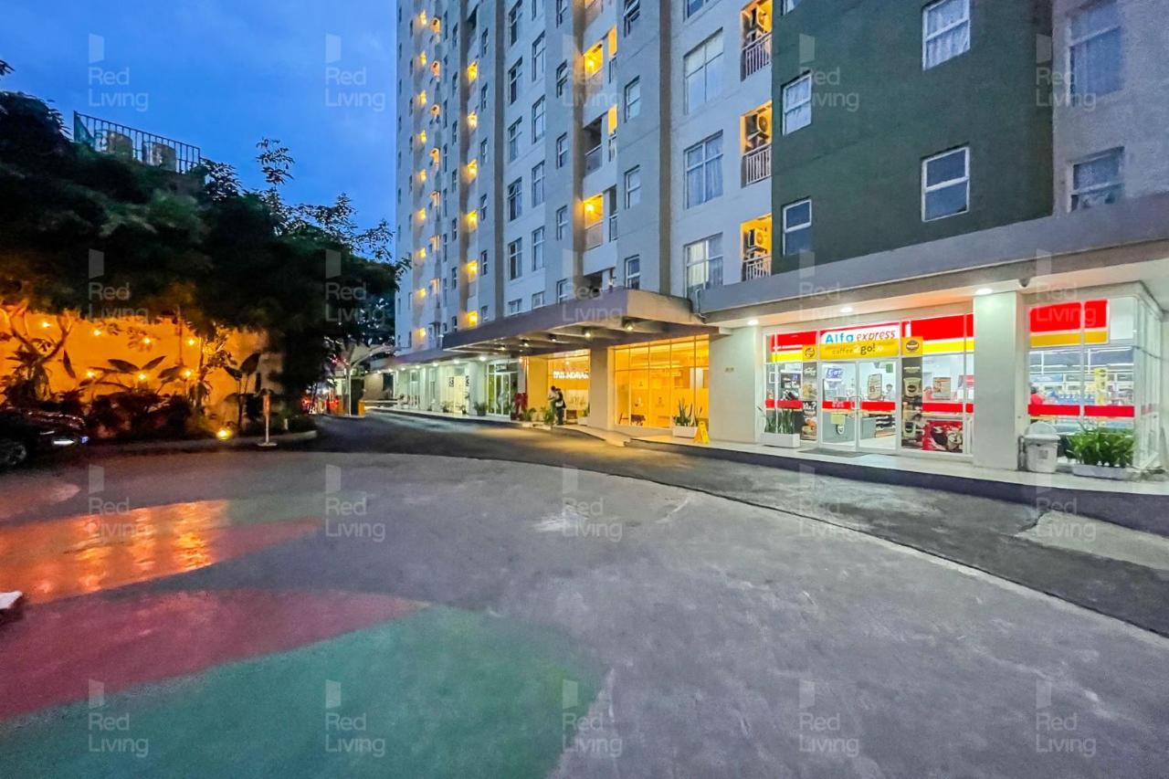 Redliving Apartemen Parahyangan Residence - Anton Rooms Bandung Eksteriør billede
